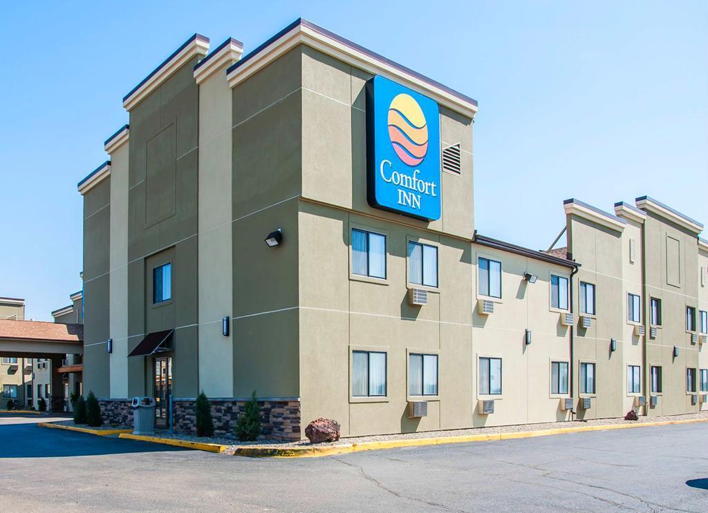 Comfort Inn Dickinson Exterior photo